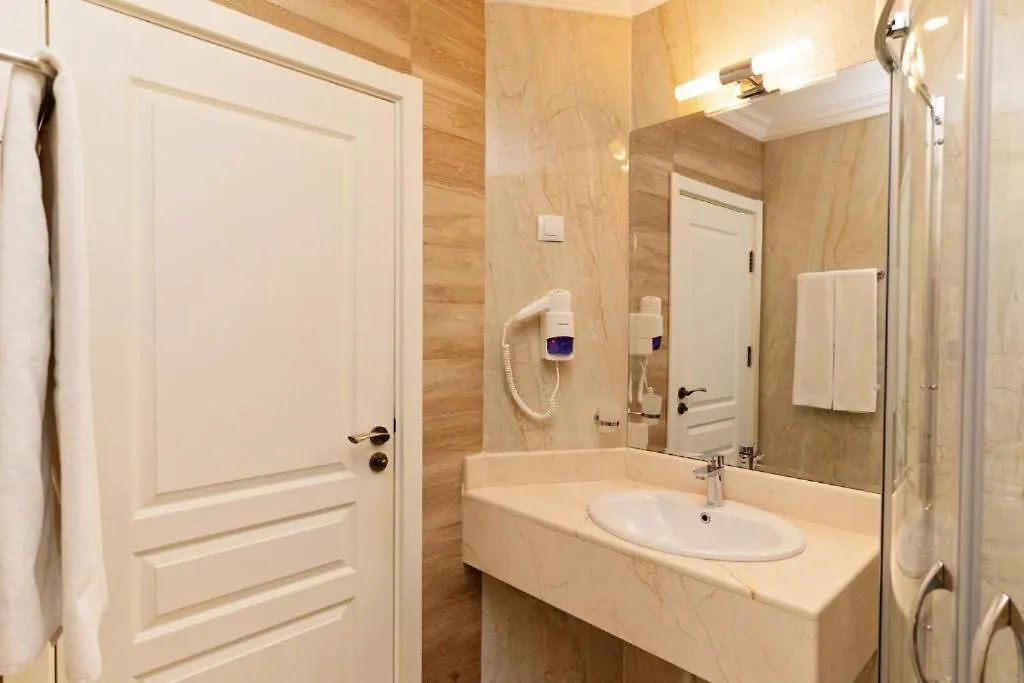 Burgas Beach Resort Apartments 3*,